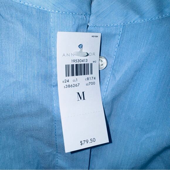 NWT Ann Taylor Tunic Top Shirt Banded Collar Rounded Hem Light Blue size Medium - Picture 3 of 5